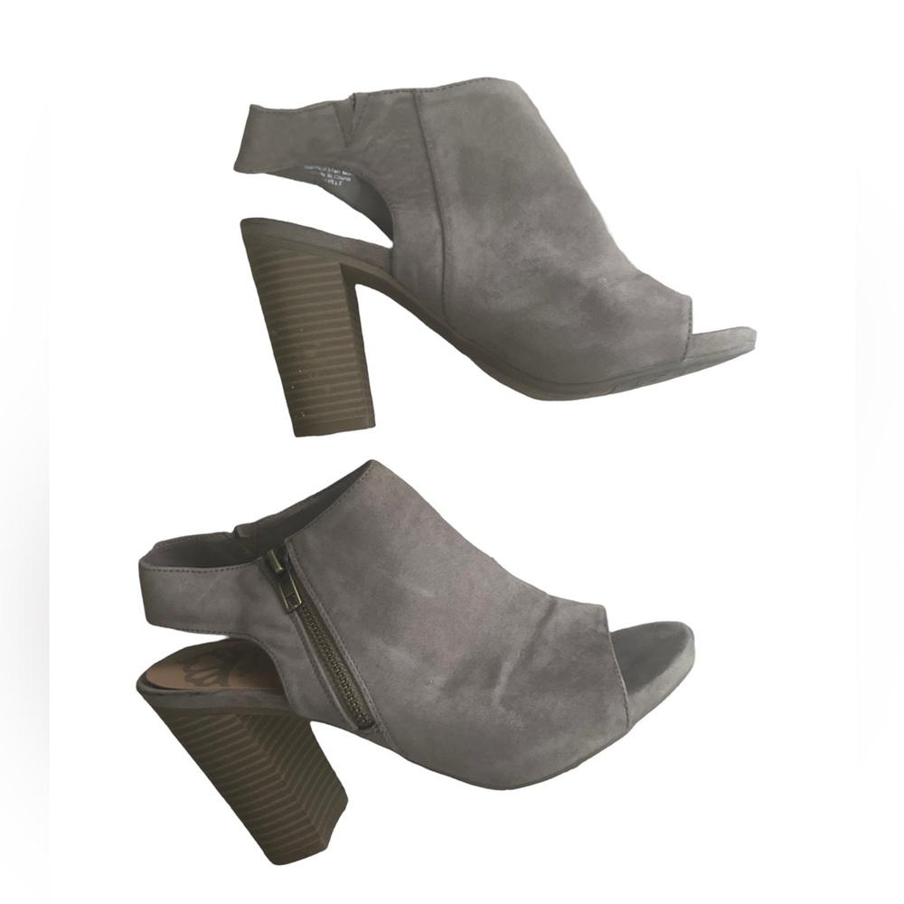 Fergalicious Grey / Taupe Peep-Toe Sandals